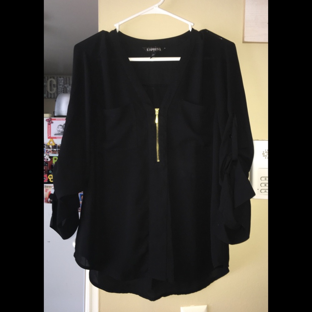 Express - size M Quarter length blouse